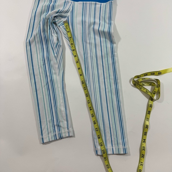 Lululemon Wunder Under 21” Crop Legging Blue White Low Rise - Picture 5 of 7